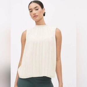 NWT RW&CO Size L  Ivory Sleeveless Pleated Sheer Chiffon Blouse